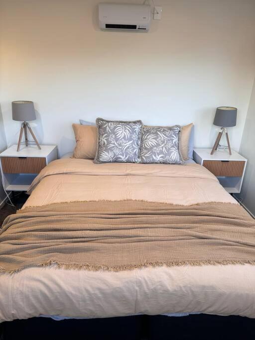 Cbd Luxury Parkside Living 2 Bedroom With Parking Christchurch Eksteriør billede