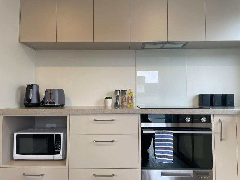 Cbd Luxury Parkside Living 2 Bedroom With Parking Christchurch Eksteriør billede