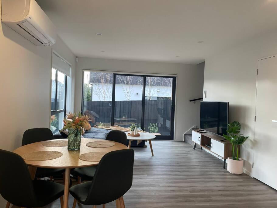 Cbd Luxury Parkside Living 2 Bedroom With Parking Christchurch Eksteriør billede