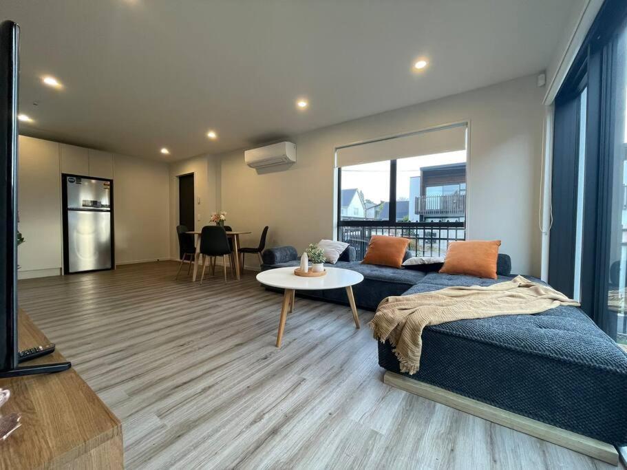 Cbd Luxury Parkside Living 2 Bedroom With Parking Christchurch Eksteriør billede